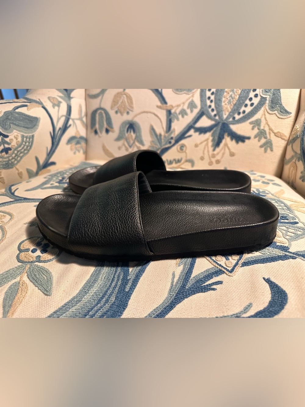 Vince Gavin Leather Slides. Size 11 - Picture 3 of 7